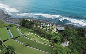 Hotel Komune And Beach Club Bali